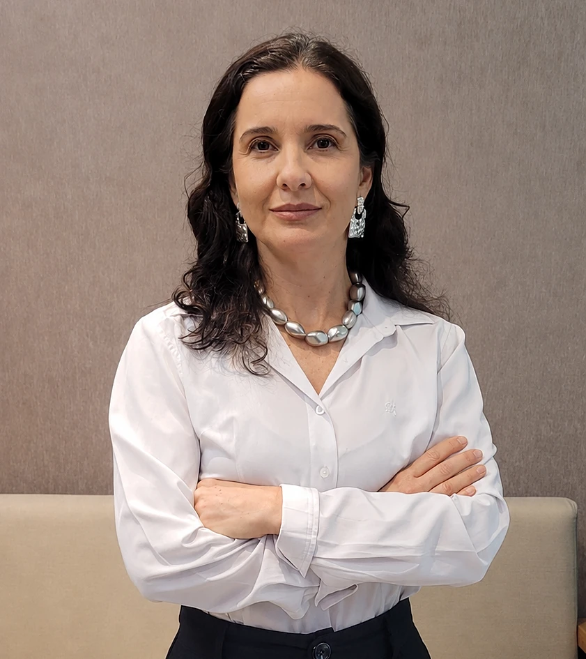 Dra. Luciana de Oliveira Lacerda